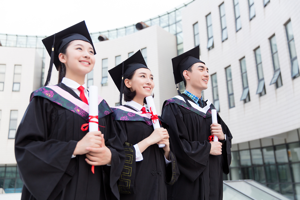 山东成人高考什么时候可以申请学位证